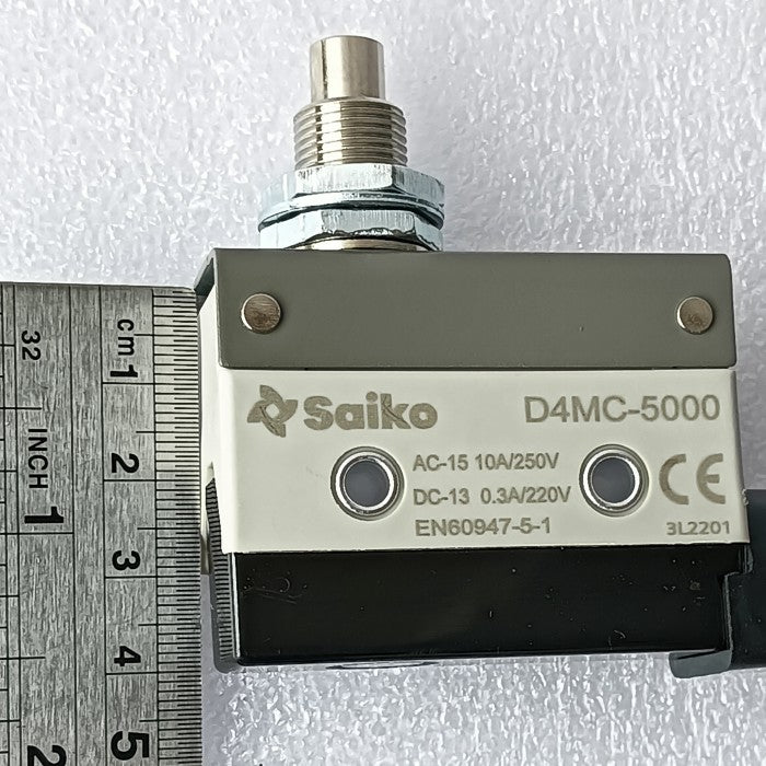 Limit Switch Saiko D4MC-5000 Panel Mount Plunger NC-COM-NO AC-15 Ie10A