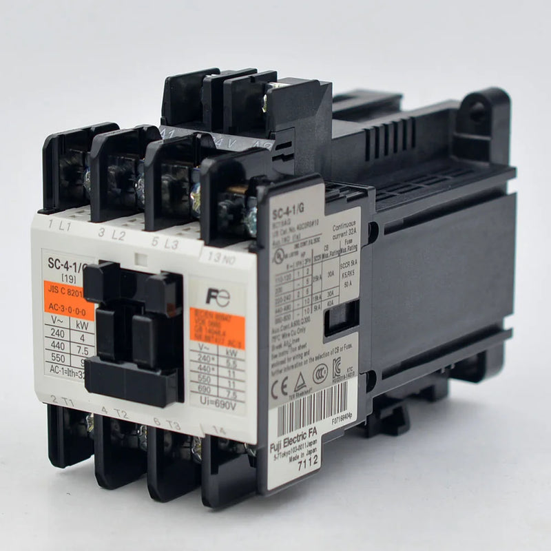 Kontaktor Fuji SC-E02M-C220VAC 4KW 3P