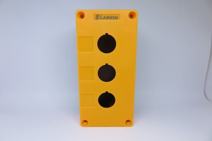 Larkin 3 Hole Push Button box (LC-013)