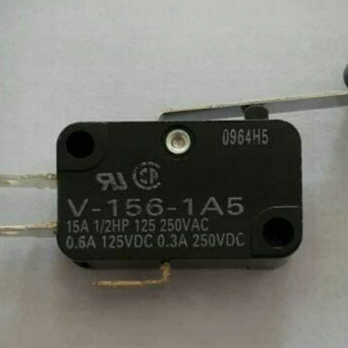 Mini Micro Switch Omron V-156-1A5 Plat Roda Panjang