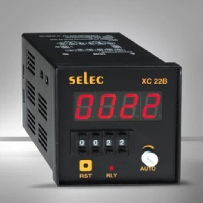 Digital Counter 72x72mm Selec XC22B-4 LCD 4 Digit 230VAC PNP/NPN