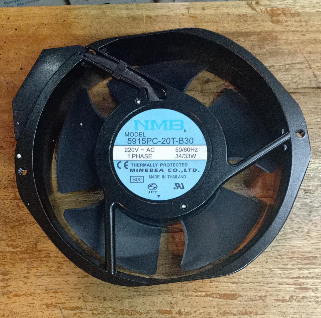 Cooling Fan & Filter NMB 150x170x38 mm 110VAC Oval