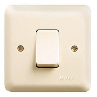 Saklar Broco IB New Gee 1 Gang 1 Way Cream 1 Way (6621U)